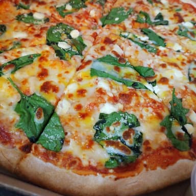 Pizza la Toscana