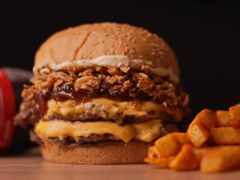 911 Burgers & Fries - Autopista