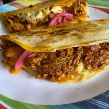 Quesadillas con Pierna