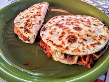 Quesadilla Sencilla