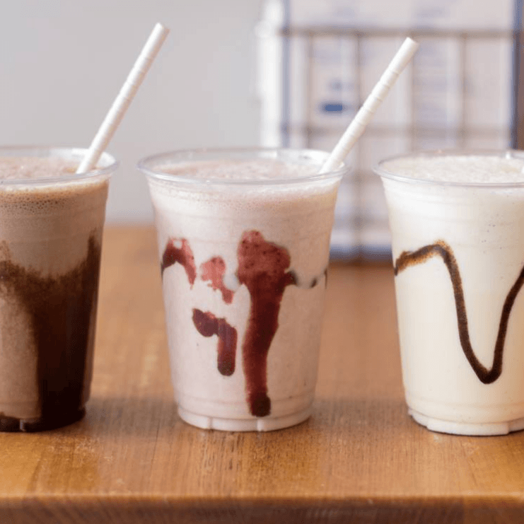 Malteada de Fresa (16 oz)