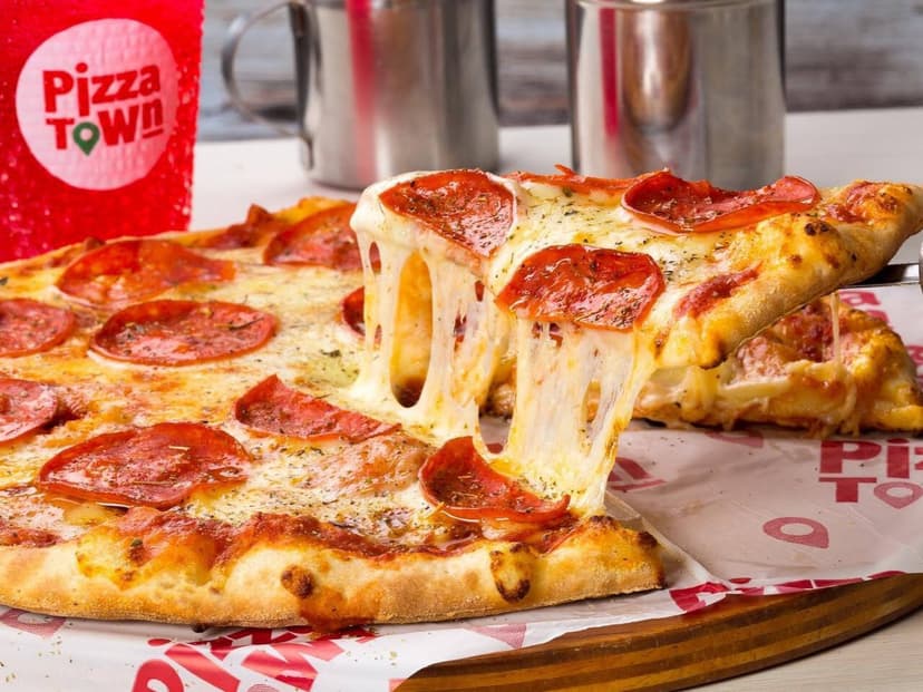 Pizza Town (CC Jardín Plaza)