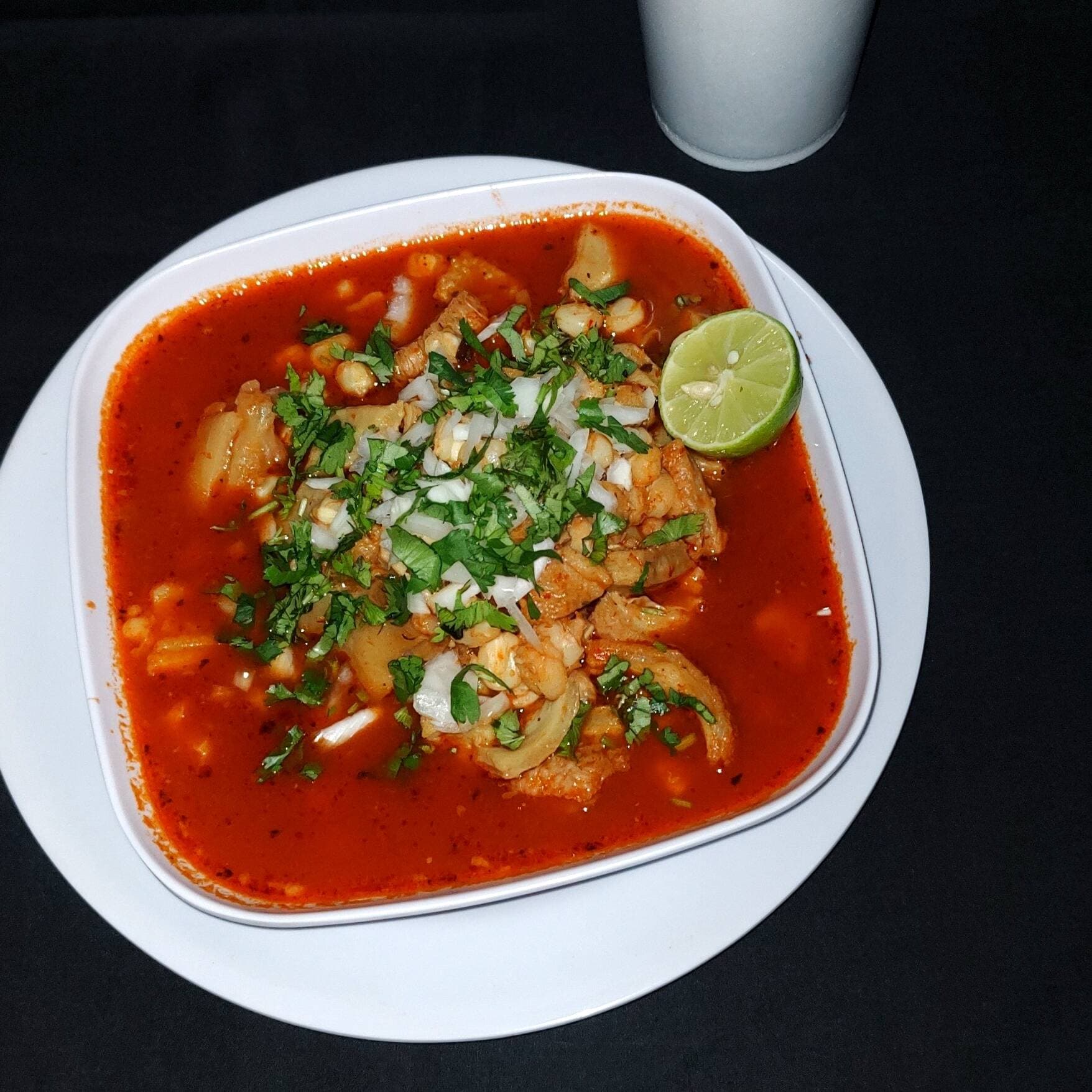 Menudo Rojo + Bebida