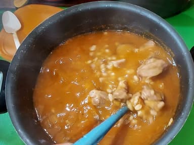 Frijoles Blancos con Costilla Cerdo Agua Natural