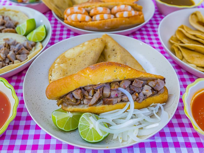 Tortas Ahogadas LEO'S