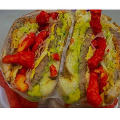 HAMBURGUESA CON FALMIN HOT
