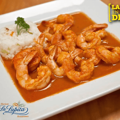 Camarones enchipotlados