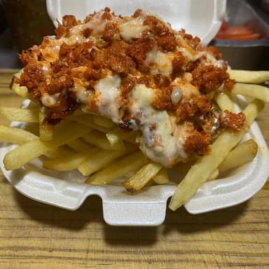 Papas Fritas con Chorizo y Queso