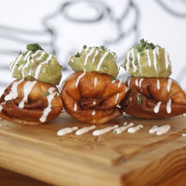 Trío de Chimichangas