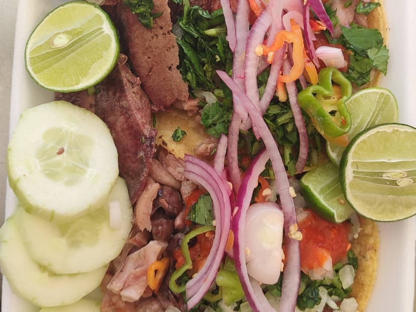 carnitas el compa hugo