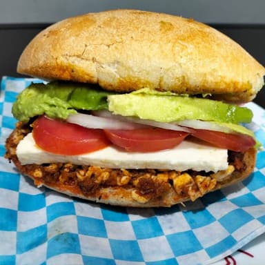 TORTA DE CHORIQUESO