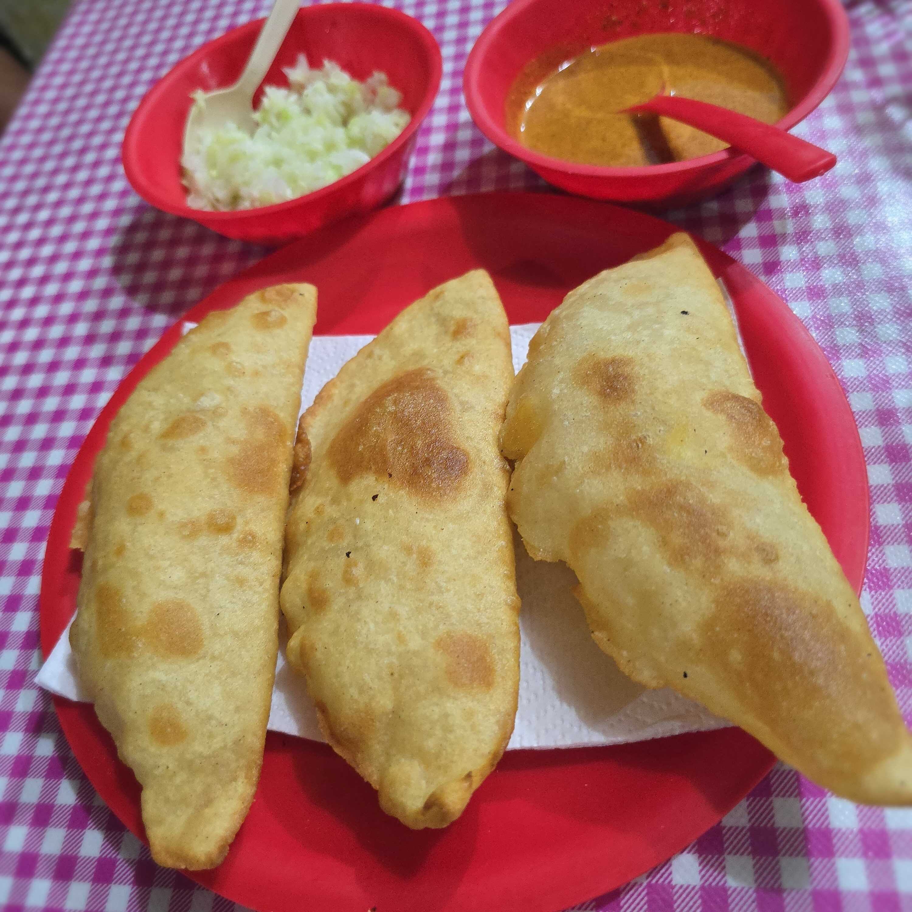 EMPANADA DE QUESO MANCHEGO