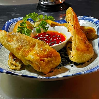 Egg Roll Salmón 2 pzas