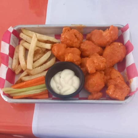 Boneless con Papas