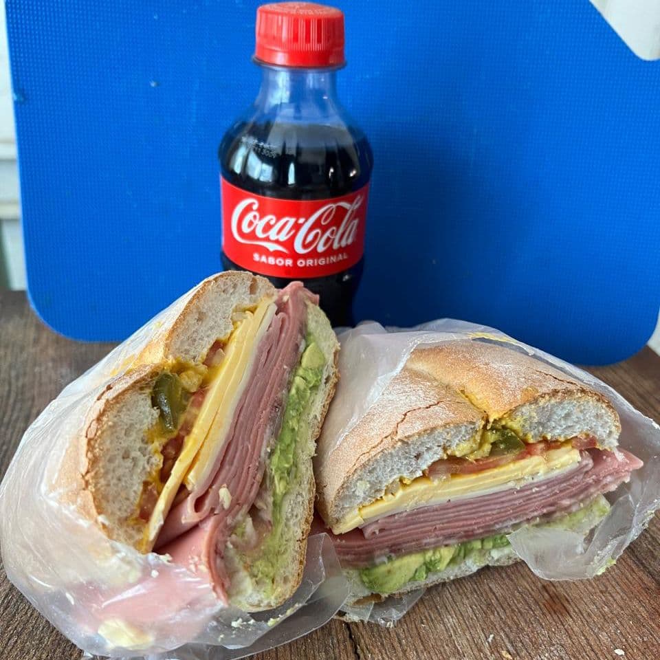 2 de Carnes Frías + 2 Cocas + 2 Papas