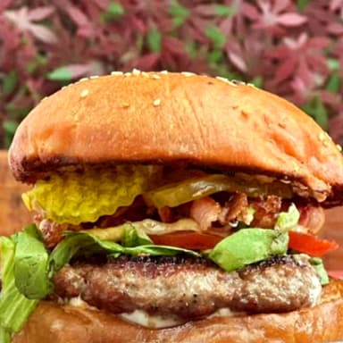 Arrachera Burger con Papas a la Francesa