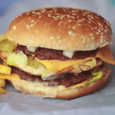 Hamburguesa Doble 🍔 incluye papas