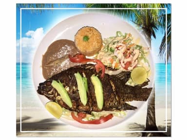 Mojarra Frita con Camarones al Ajillo