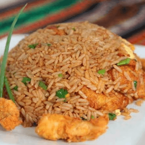 Chaufa con Pollo en Trozos