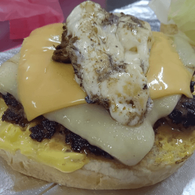 Combo Queso y Hongos Burger + Papas