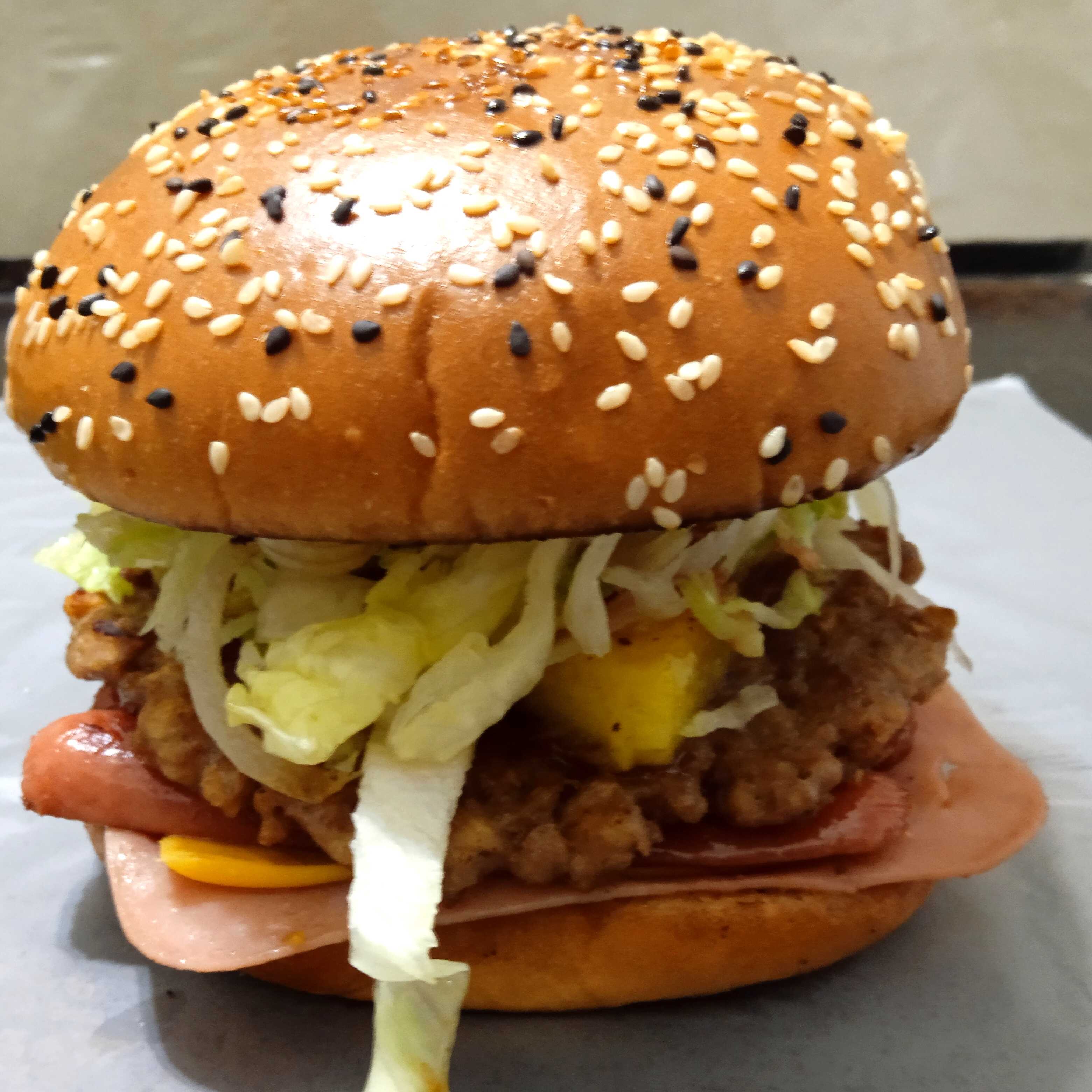 Hawaiian Burger Sencilla 🍍