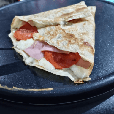 COMBO CREPA (2 CREPAS PEPERONI/MANCHEGO)