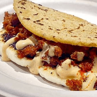 Quesadilla de Asada y Chorizo