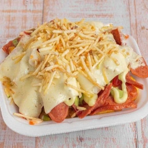 Salchipapa Gratinada