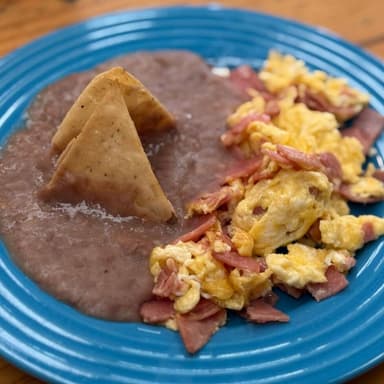 Huevito con Jamón