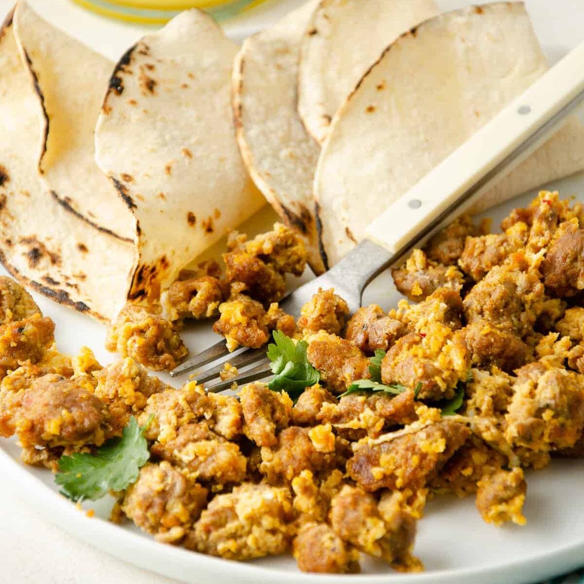 Huevo con chorizo