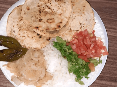 Orden de Quesicarnes de Maíz