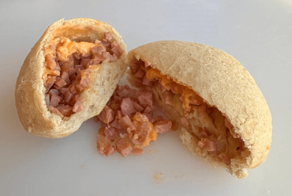 Kolache Tocino con queso