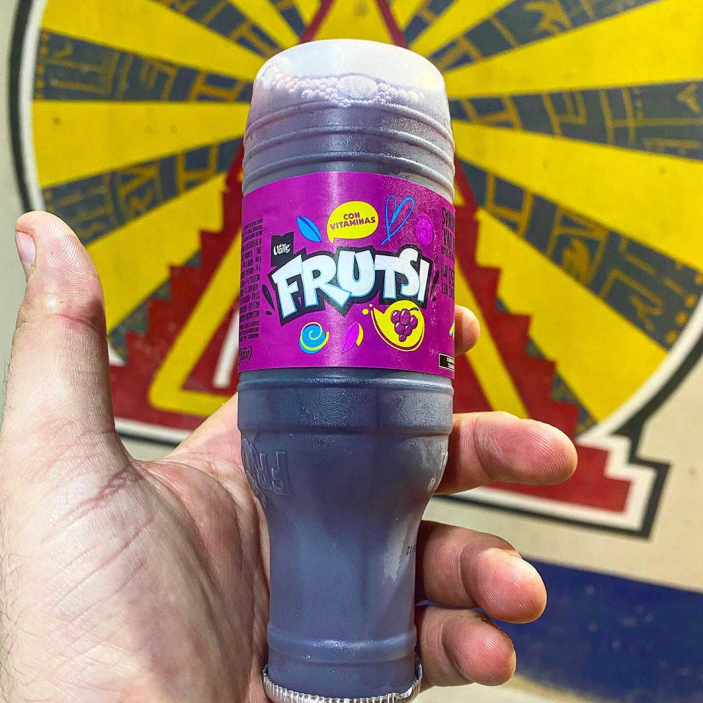 JUGO FRUTSI