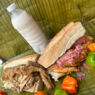 COMBO 2 TORTAS DE COCHINITA + AGUA DE HORCHATA