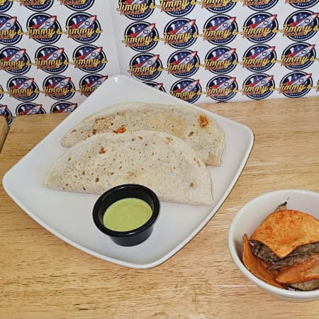 Quesadilla con Guiso