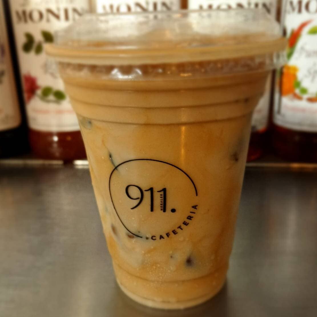 Latte 911 en las Rocas (16 Onzas)