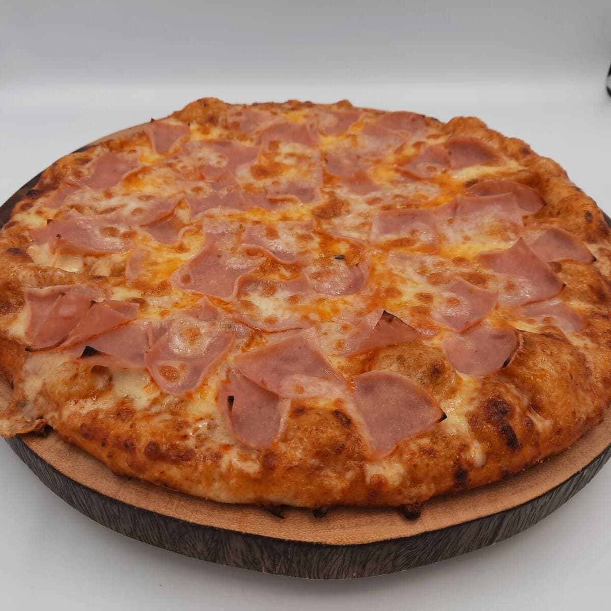 Pizza Americana Familiar