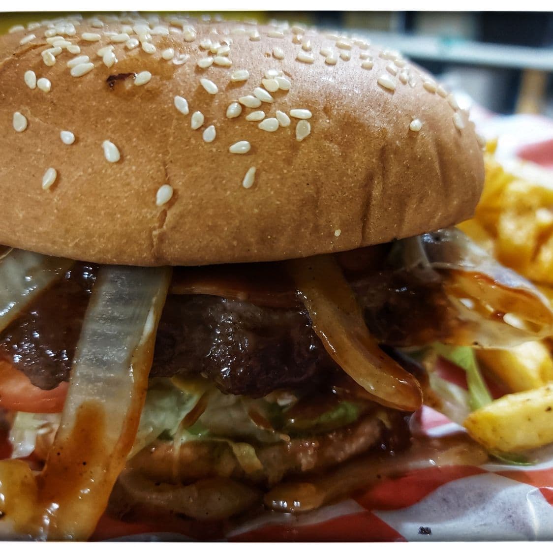 Burger Bbq con Papas