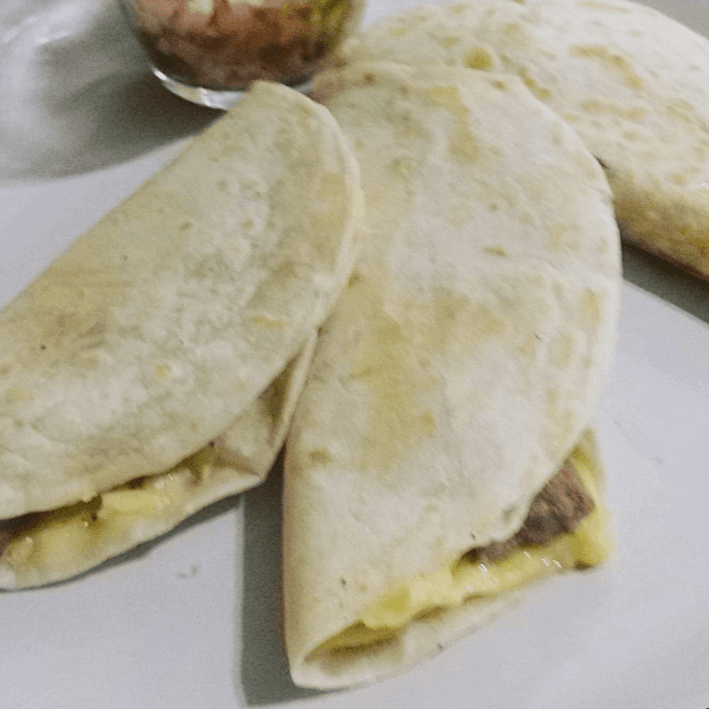 Tacos de Arrachera Gratinados