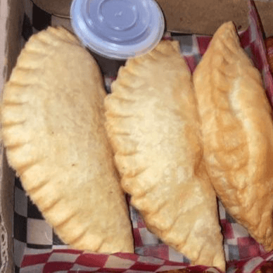 Empanadas argentinas de jamón y queso