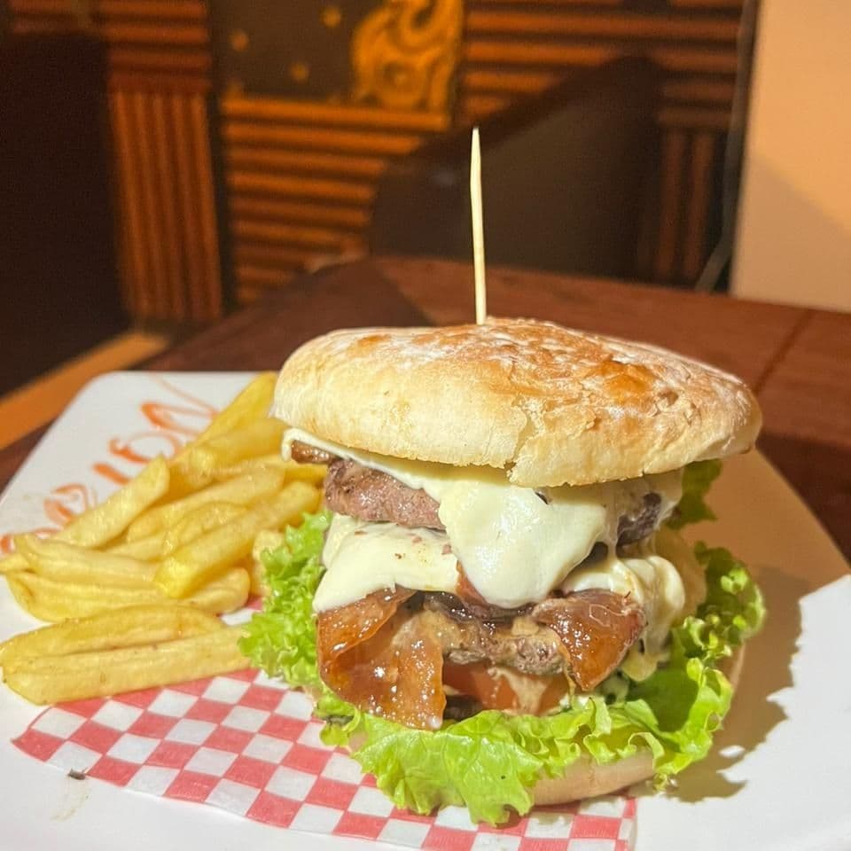 Hamburguesa Orion +  Papas a la francesa