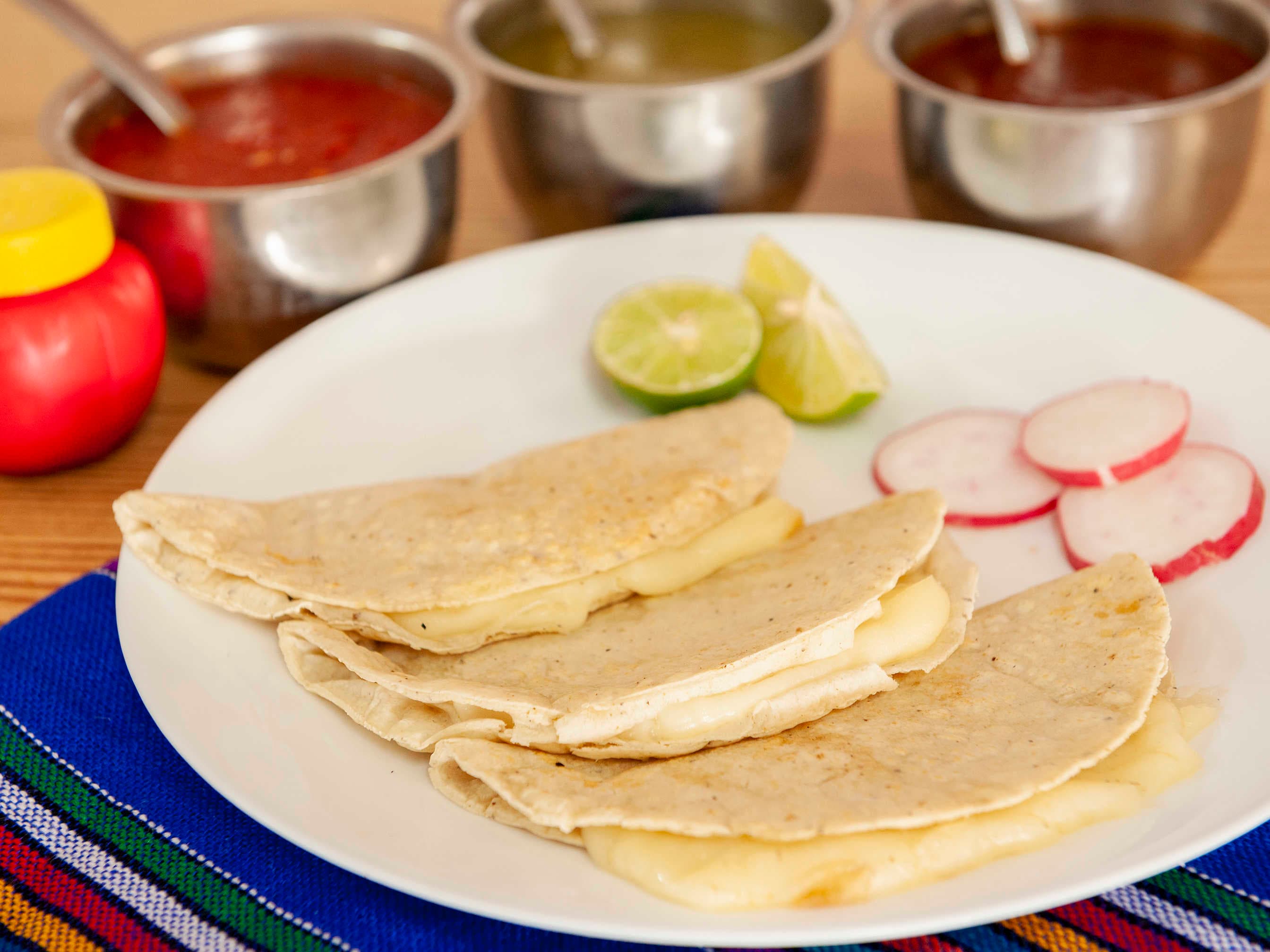 ORDEN DE QUESADILLAS sencillas (3pzas)