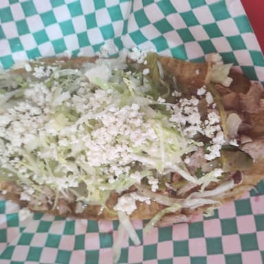 Huarache de Bistec