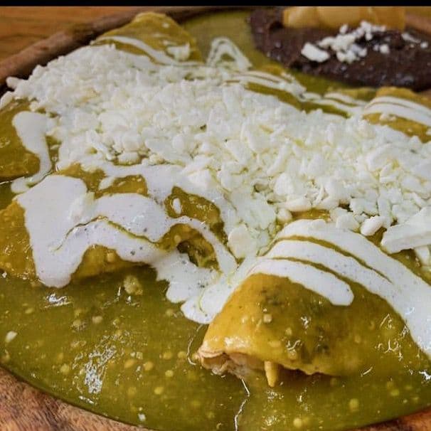 Enchiladas tradicionales verdes