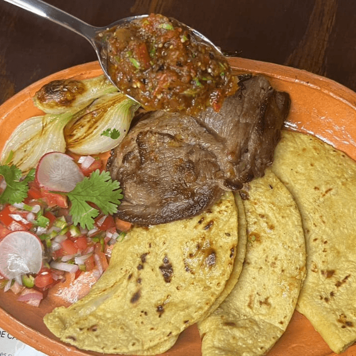 Quesadillas y Café