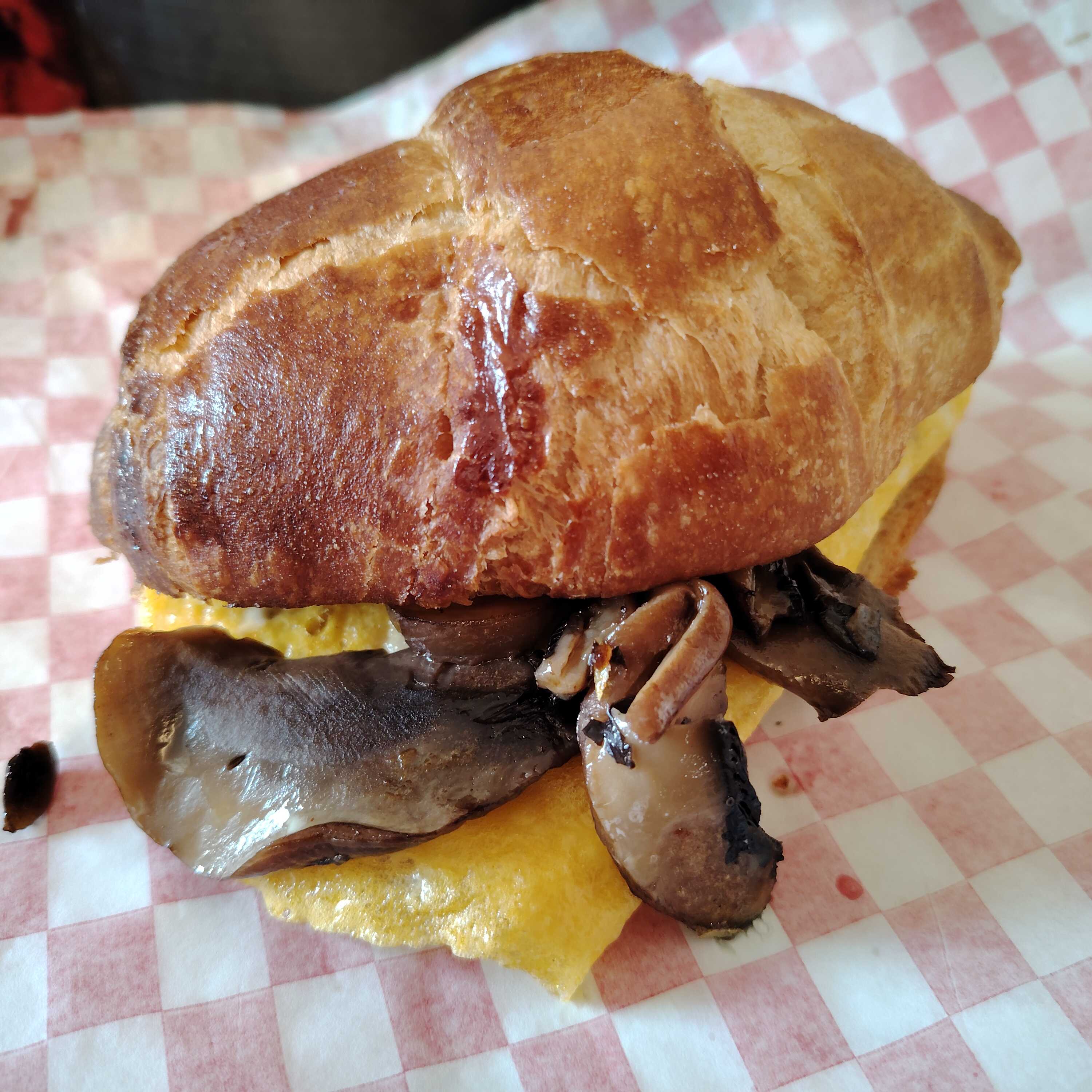CROISSANT DELI