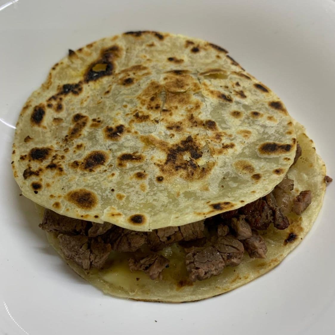 SINCRONIZADA (quesadilla con carne)