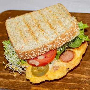Sandwichito Huevo con Salchicha