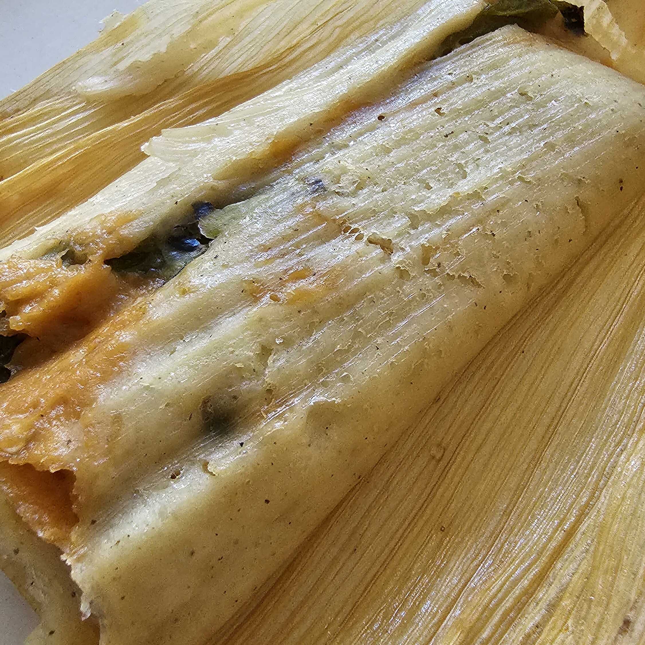 Tamal de Rajas con Queso