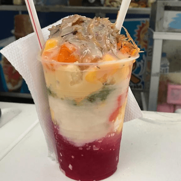 Cholado con Frutas 16 Oz